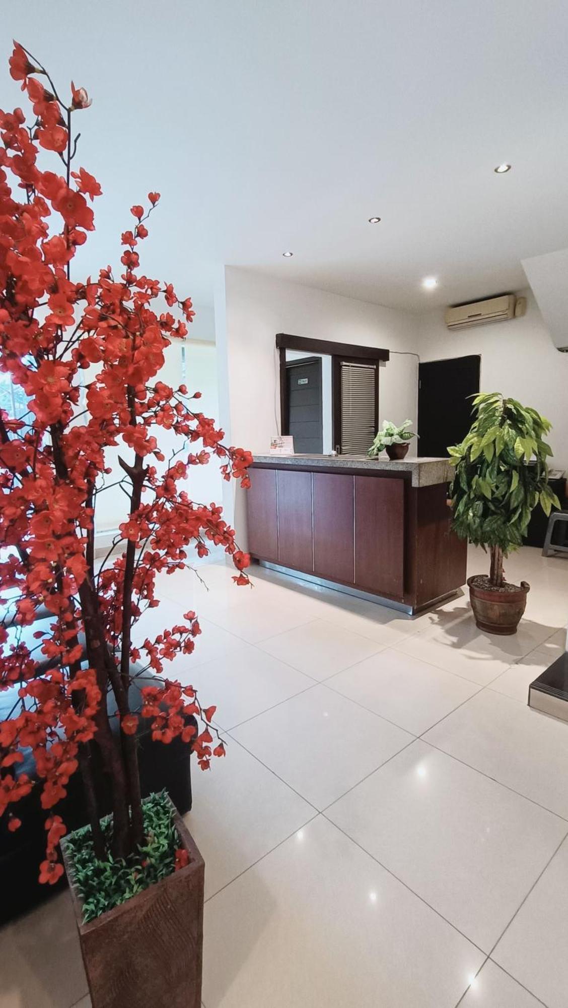 VI Hotel Bandung Extérieur photo