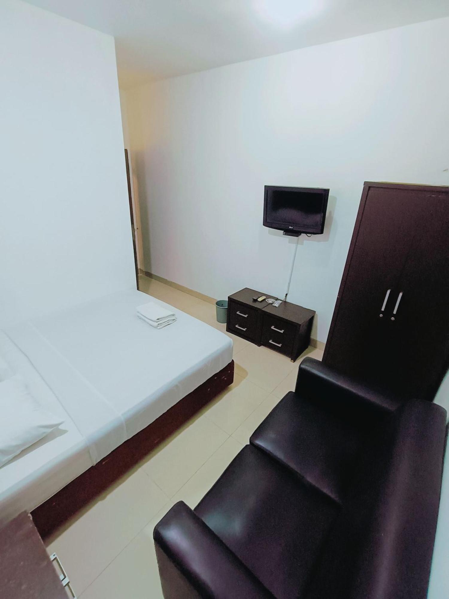 VI Hotel Bandung Extérieur photo